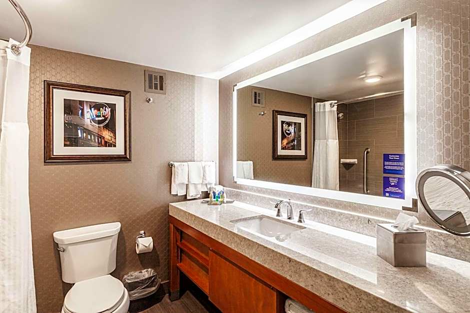 DoubleTree By Hilton Hotel Memphis