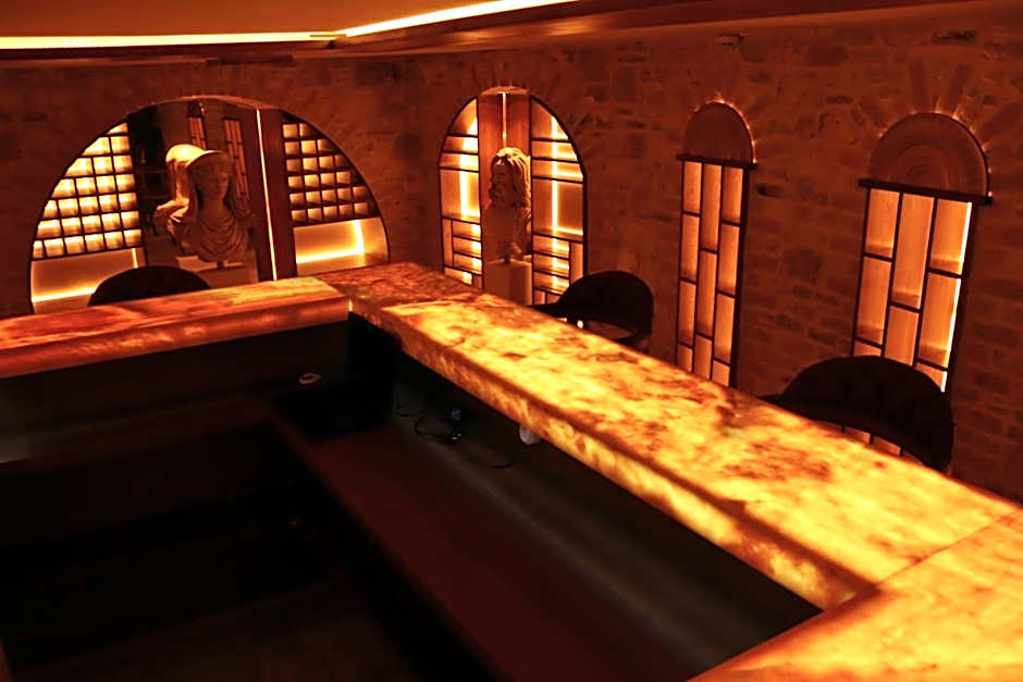 Dionysos 1789 Boutique Hotel