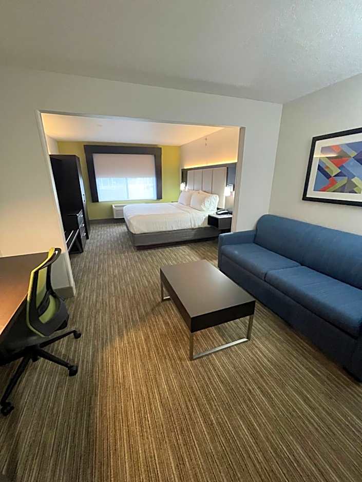 Holiday Inn Express Hotel & Suites Las Vegas By IHG