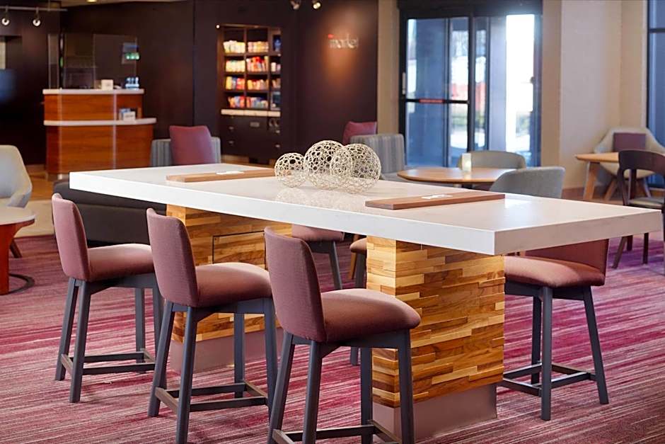 Courtyard by Marriott Greenville Haywood Mall