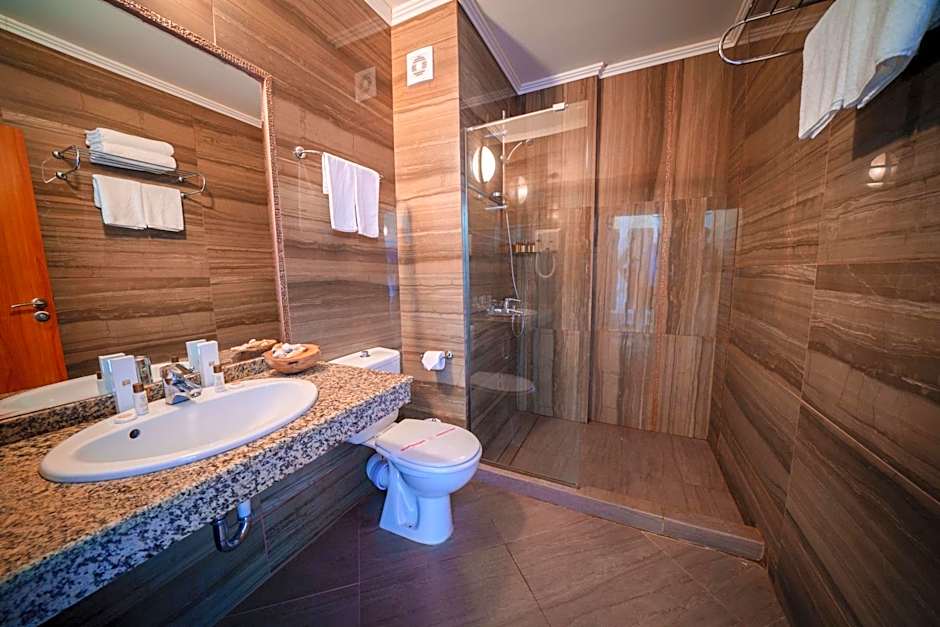 Hotel Perla Beach Club - All Inclusive