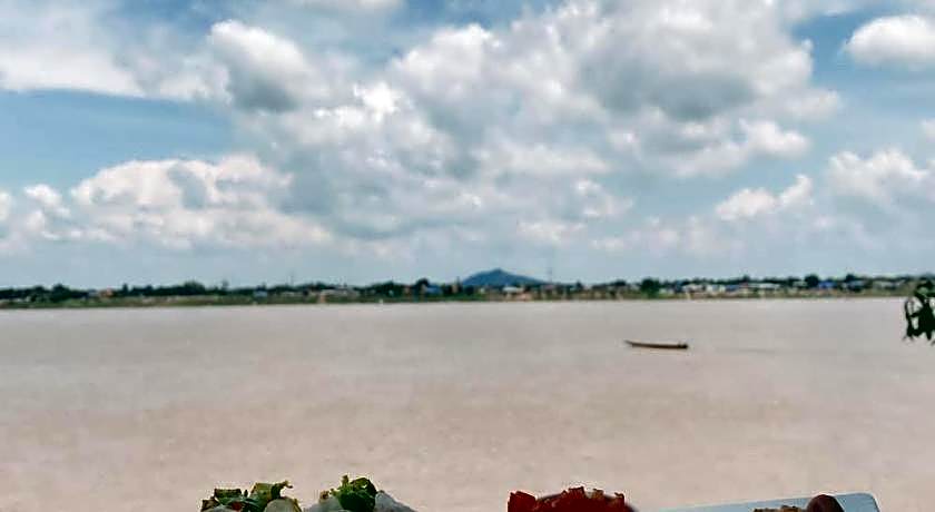 Pilgrims Kitchen & Inn