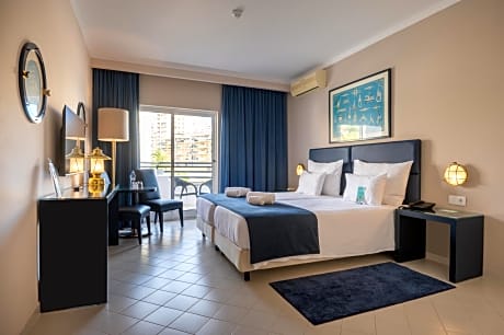 Twin Room with Pool View (2 Adults + 1 Child)