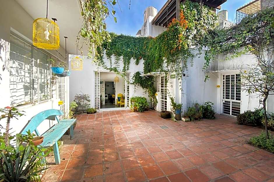 Casa Canario Hostel