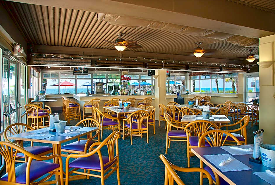 Oceanfront Litchfield Inn
