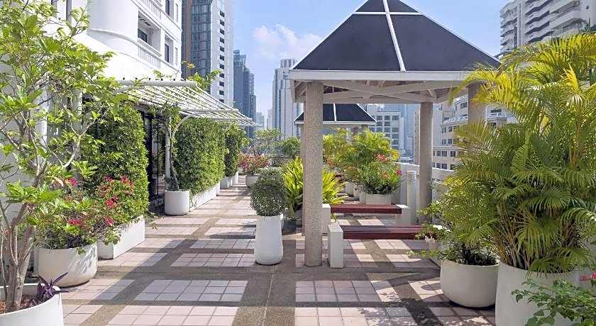 PARKROYAL Suites Bangkok