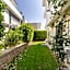 Comfortable villa with garden in “Urla İskele”