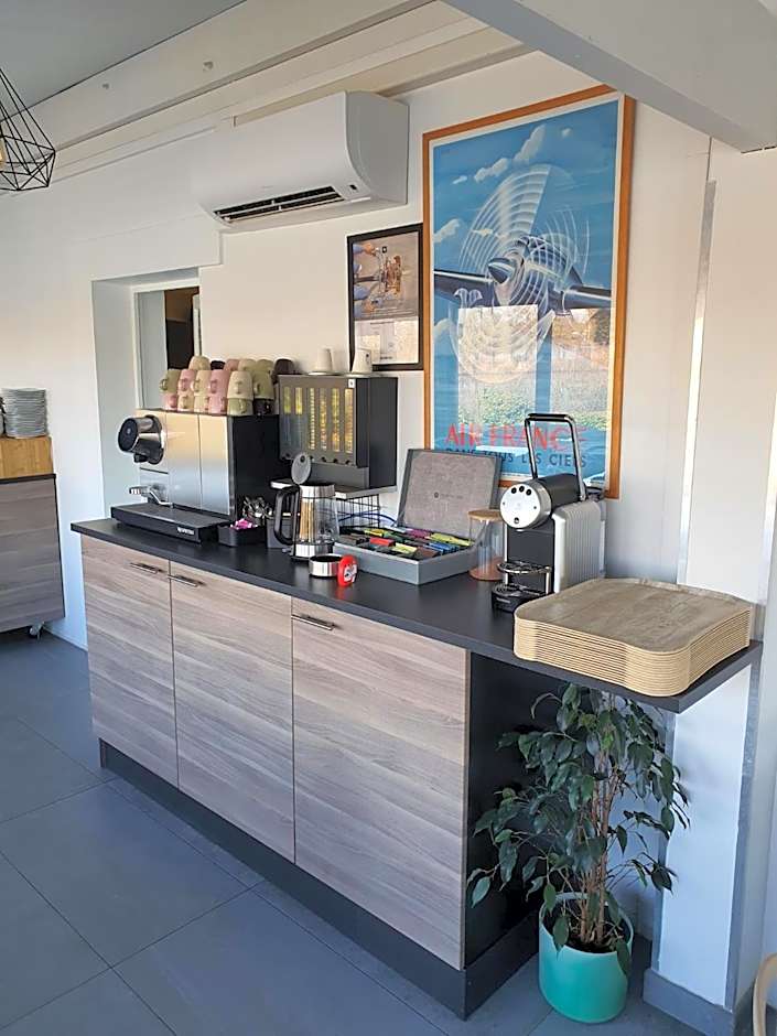 Logis Hotel des Lacs Paris Sud