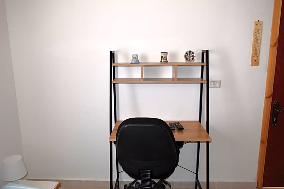 Khan Alsira - חאן אלסרה