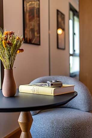 Superior Twin Room with City View