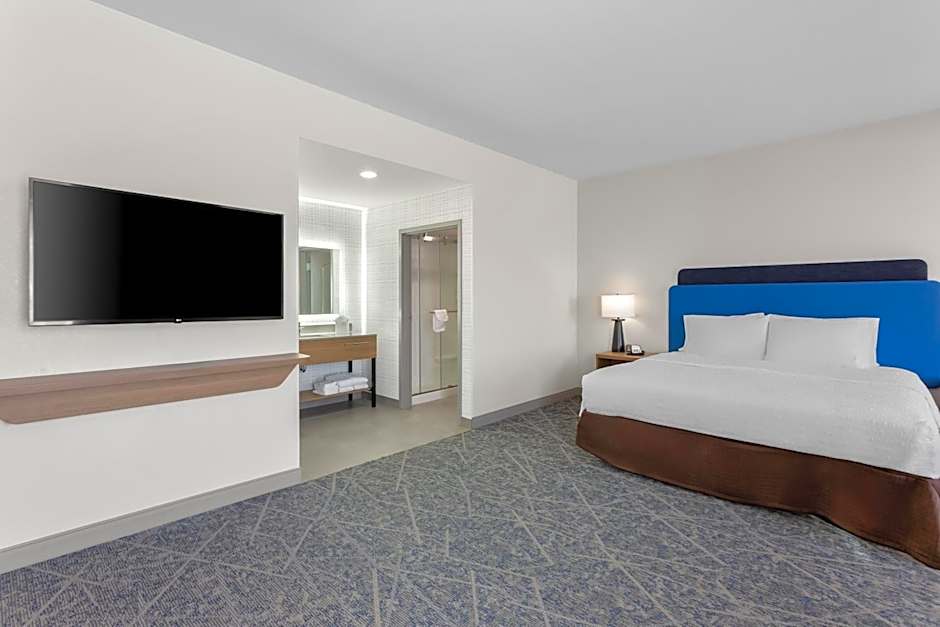 Photo 1 of 3 of Executive 1 King Bed Suite