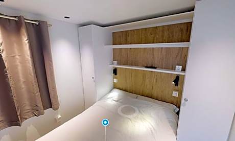 Mobile Home with Sea View