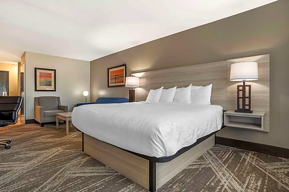 Best Western Plus Jackson Downtown-Coliseum