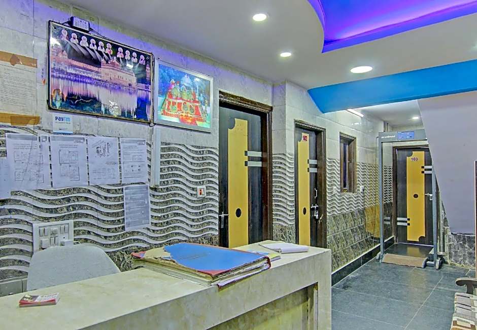 Hotel Naseeb By OYO Rooms – Delhi, NY