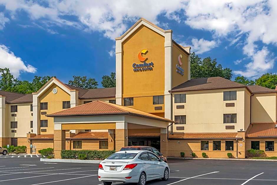 Comfort Inn & Suites Lavale