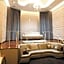 Isquare Hotel