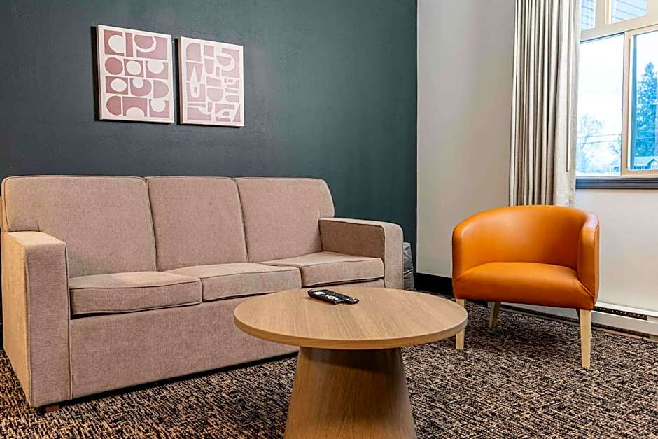 Northwinds Hotel Revelstoke