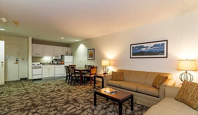 Grand Summit Hotel at Attitash