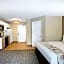 MainStay Suites Detroit Auburn Hills