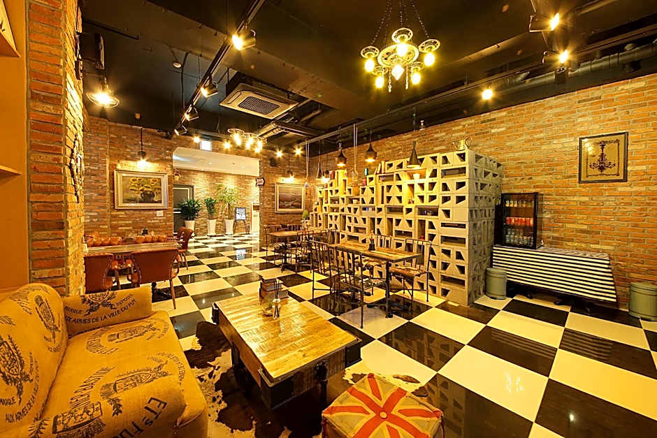 Photo 1 of 50 of Hotel NOL