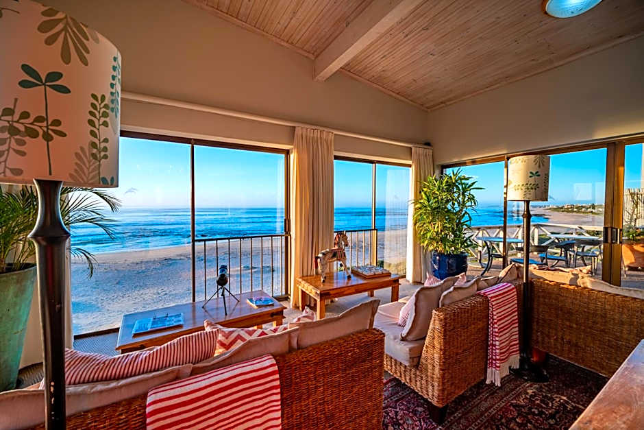 On the Beach Guesthouse Jeffreys Bay