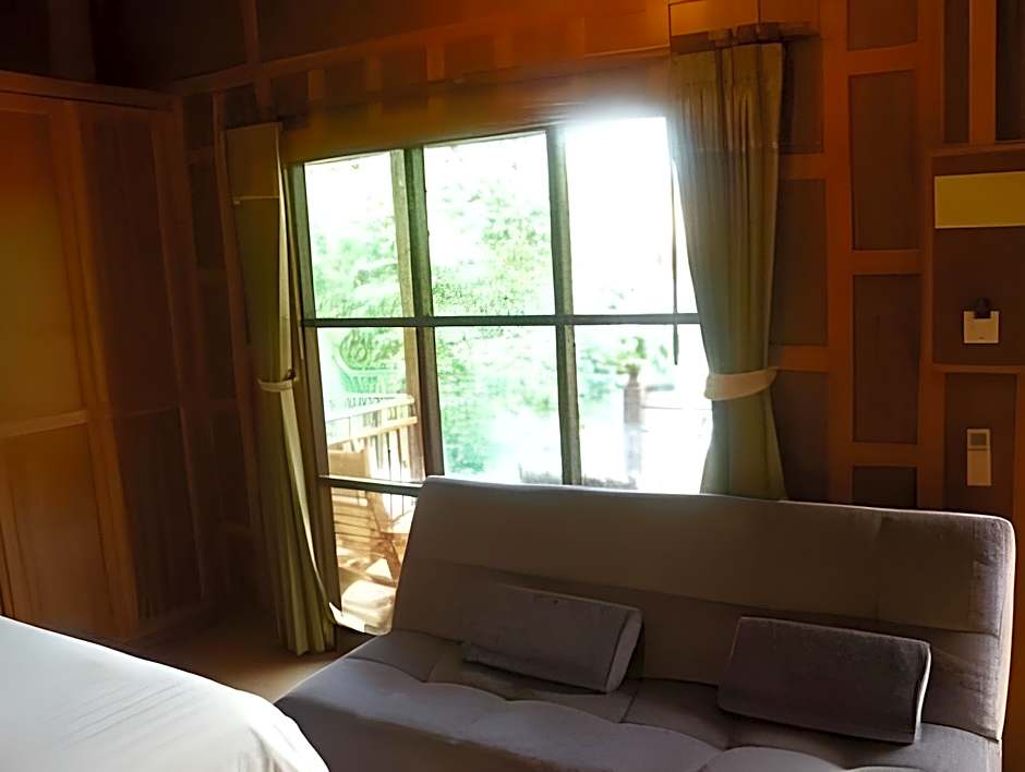 JJ Bungalow