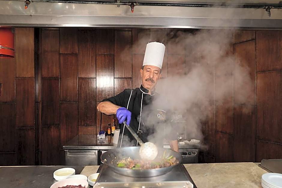 The Grand Plaza Hotel Smouha