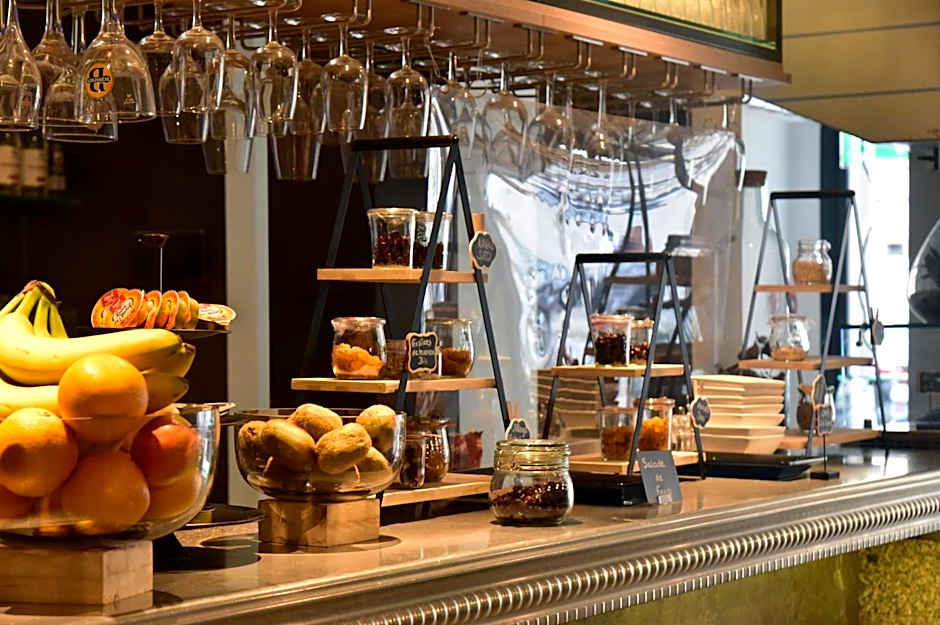 Hôtel Rousseau Plus