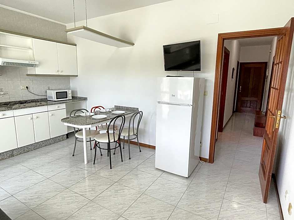Apartamentos Revo Salinas 3000