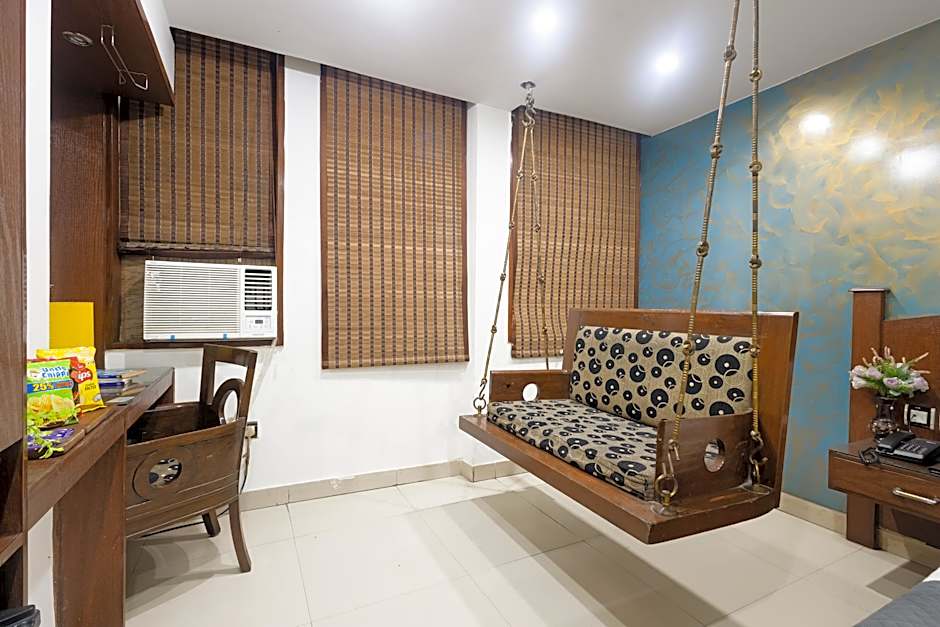 Hotel Shivdev International