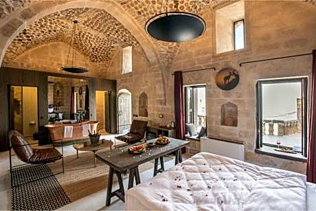 Suite with City View