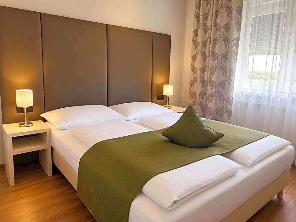 Arion Airport Hotel