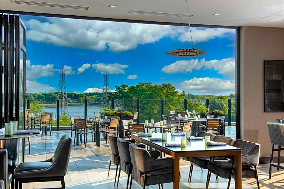 AC Hotel by Marriott Portsmouth Downtown/Waterfront