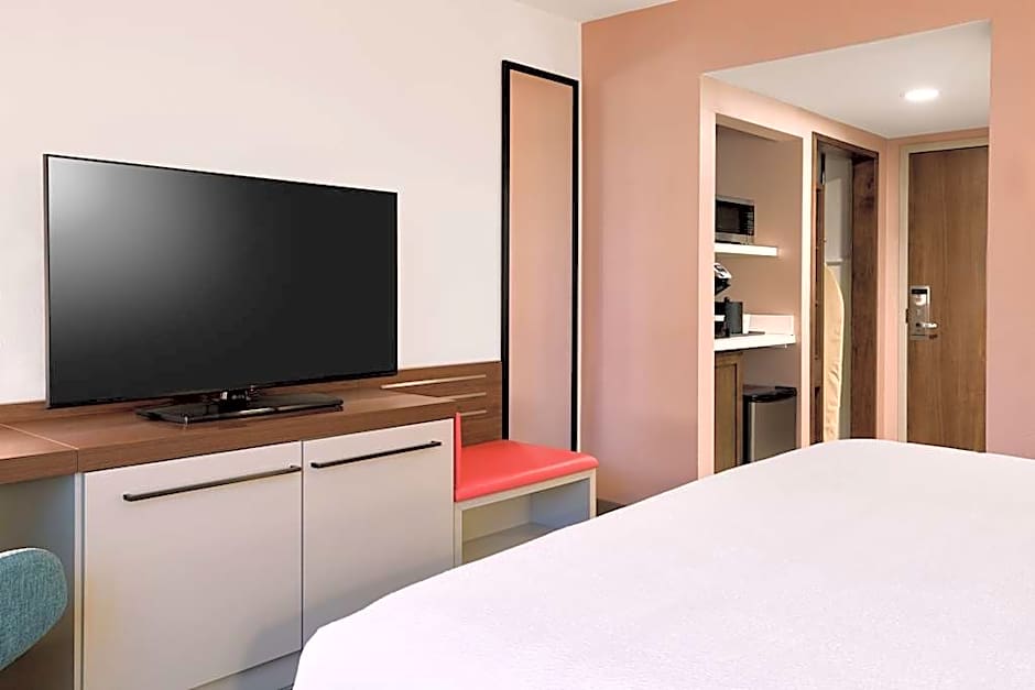 Hilton Garden Inn LAX Los Angeles Airport