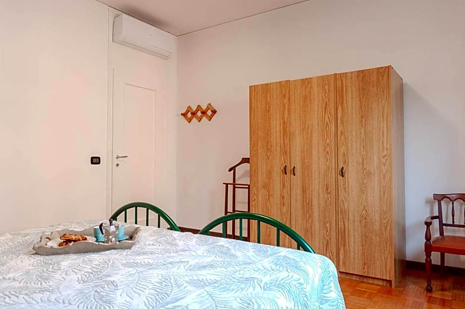 Home23 Exclusive Holigarda