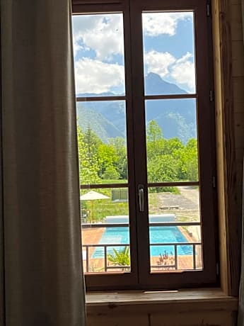 Double Room with Pool View