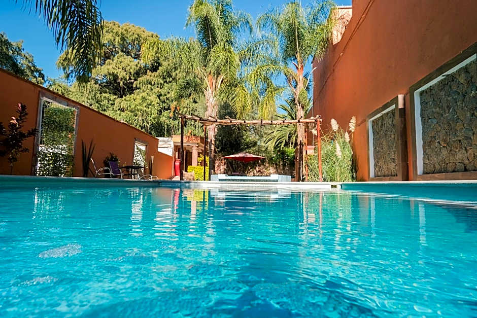 Suites Paraiso Tequis