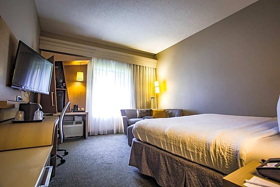 Courtyard by Marriott Memphis East/Bill Morris Parkway