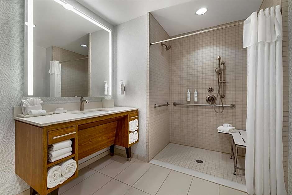 Home2 Suites By Hilton Dallas Addison