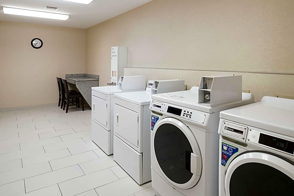 Homewood Suites By Hilton Cedar Rapids-North