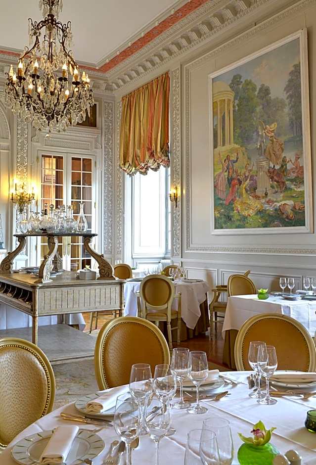 Chateau Colbert