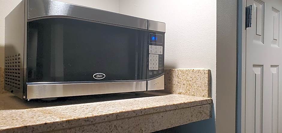 La Quinta by Wyndham Columbus North