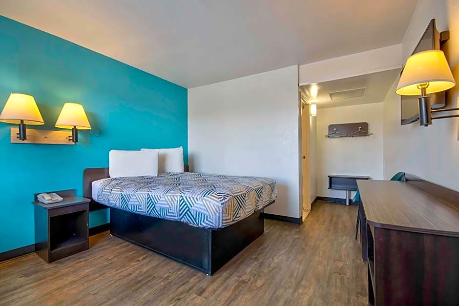 Motel 6-Farmington, NM