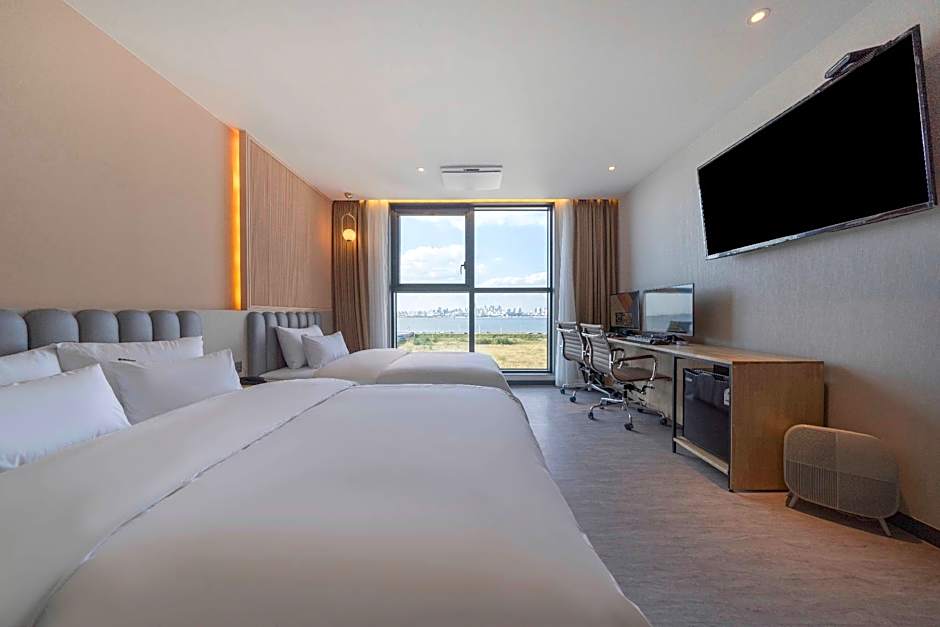 Brown Dot Siheung Geobuksum