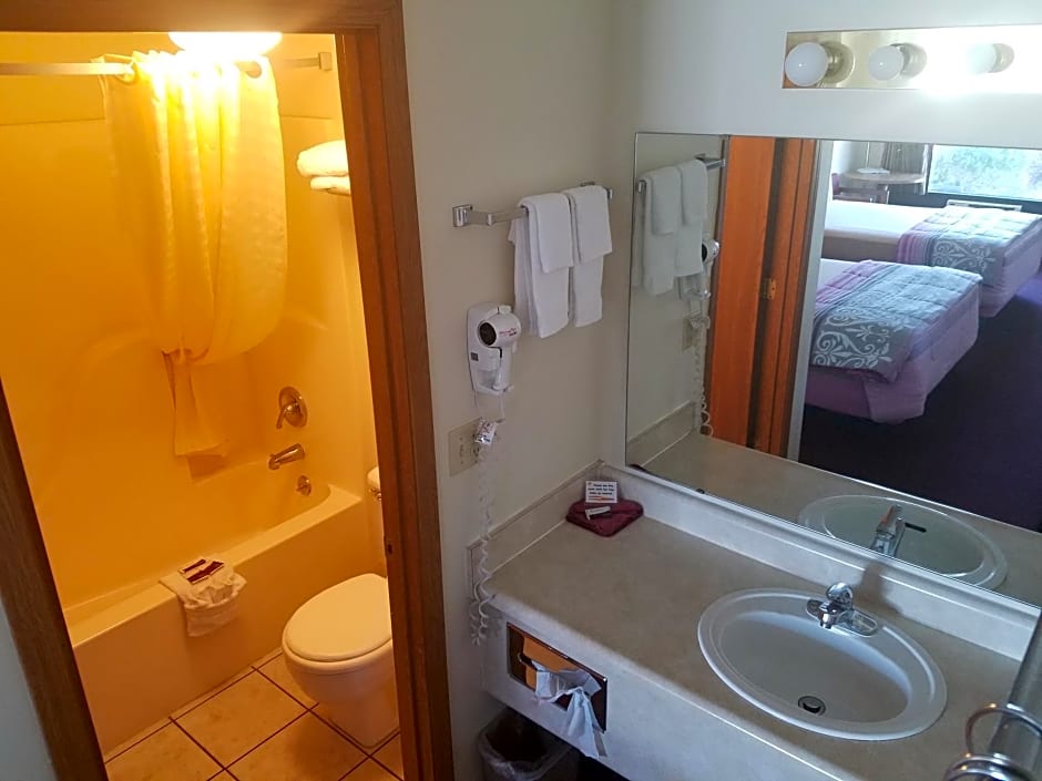 Ozark Valley Inn