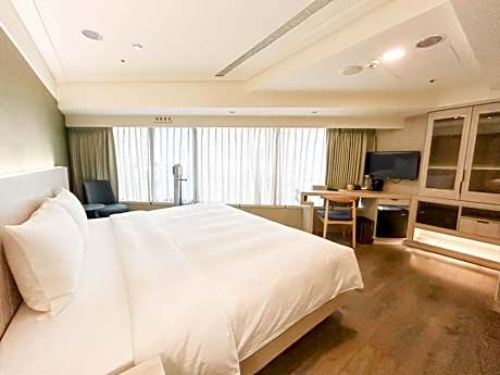 Economy Double Room (Noise Tolerance Required)