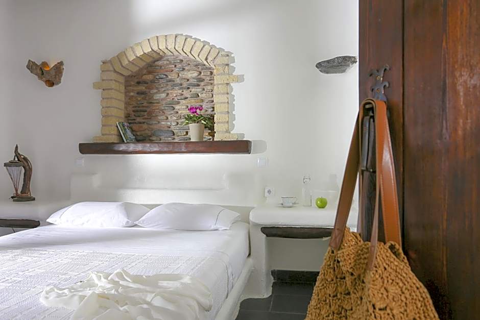 Astrolithos Boutique