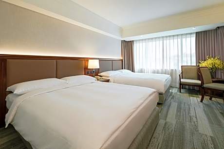 Superior Family Room