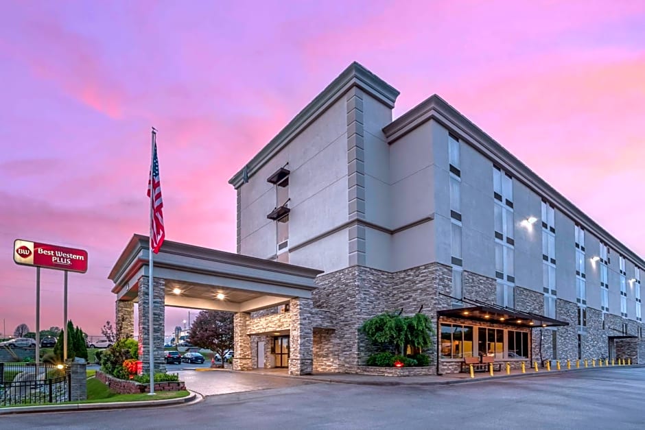 Best Western Plus Greenville I-385 Inn & Suites