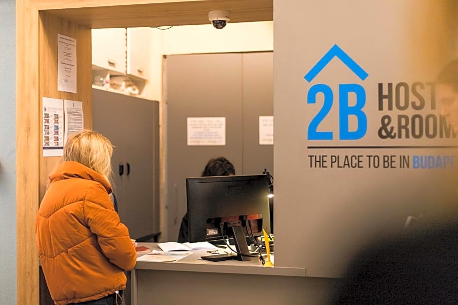 2B Hostel & Rooms